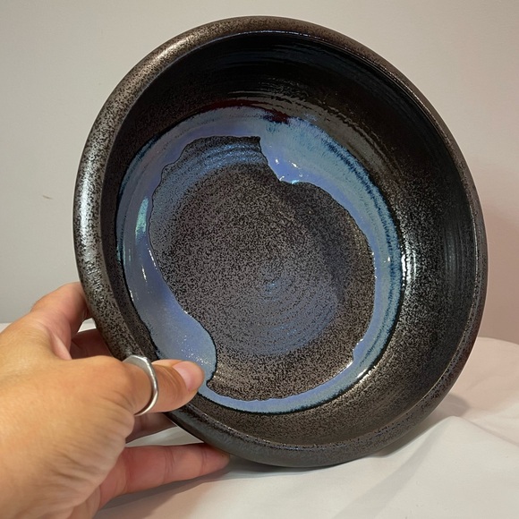 Large Ceramic Bowl - Picture 3 of 6